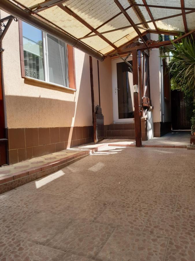 Casa Silvia Apartment Constanta Exterior photo