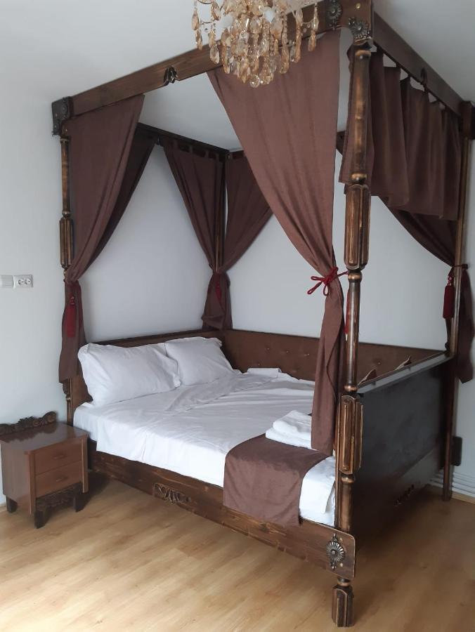 Casa Silvia Apartment Constanta Exterior photo